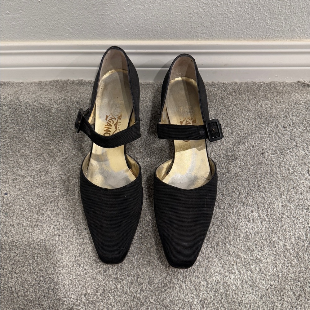 Salvatore Ferragamo Black Flats with Buckle - Picture 3 of 6